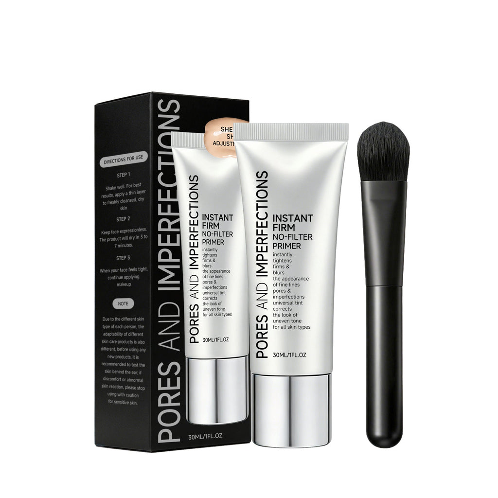 Full-coverage hydrating concealer included in the Soft Glam Starter Kit